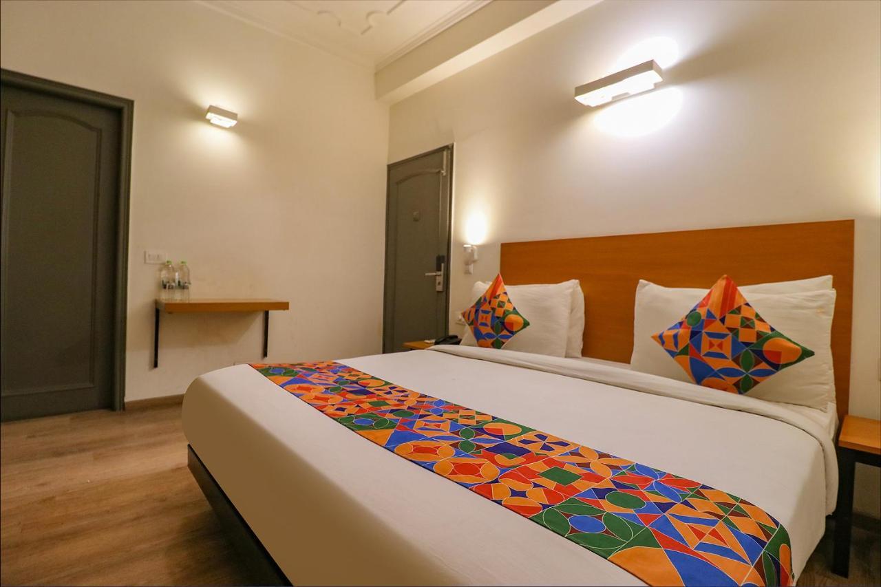 Fabhotel Lord Inn Нью-Делі Екстер'єр фото