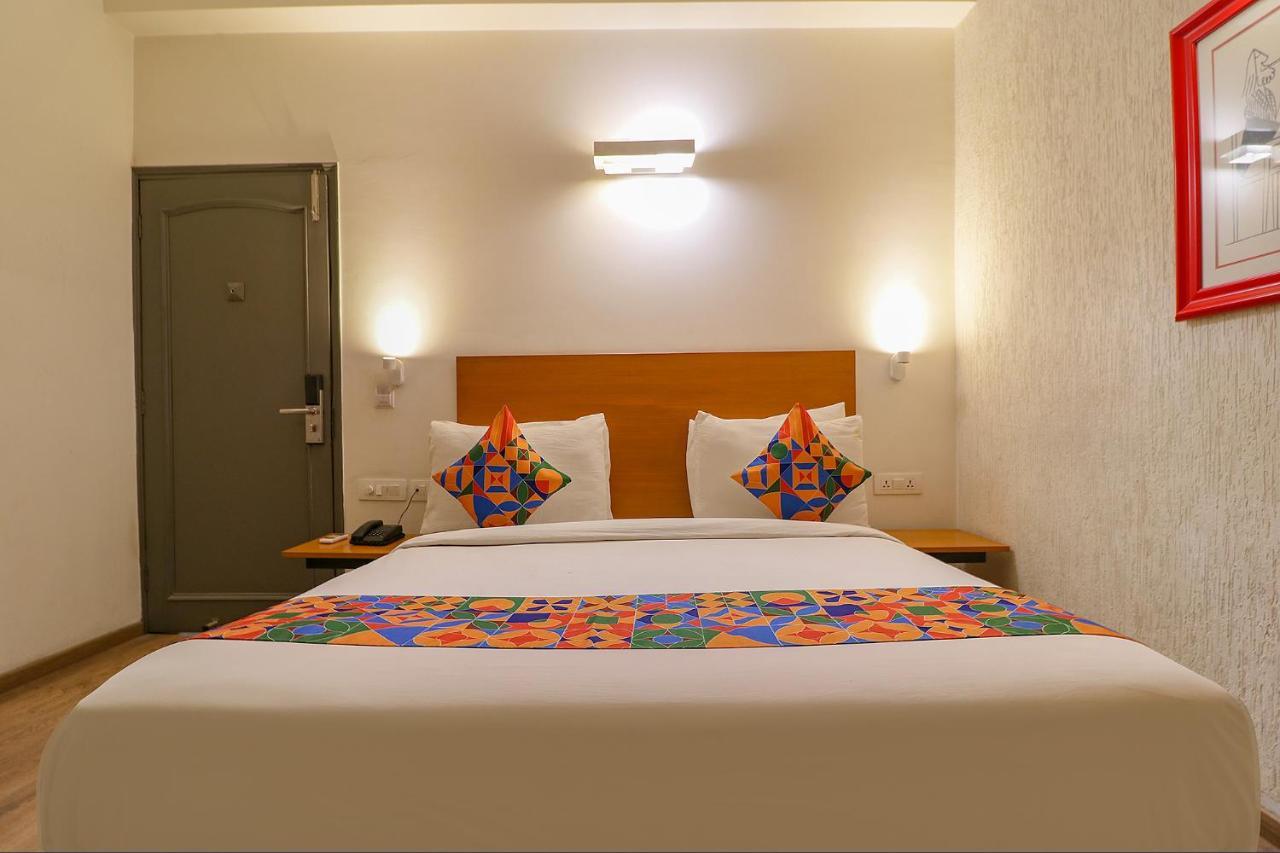 Fabhotel Lord Inn Нью-Делі Екстер'єр фото
