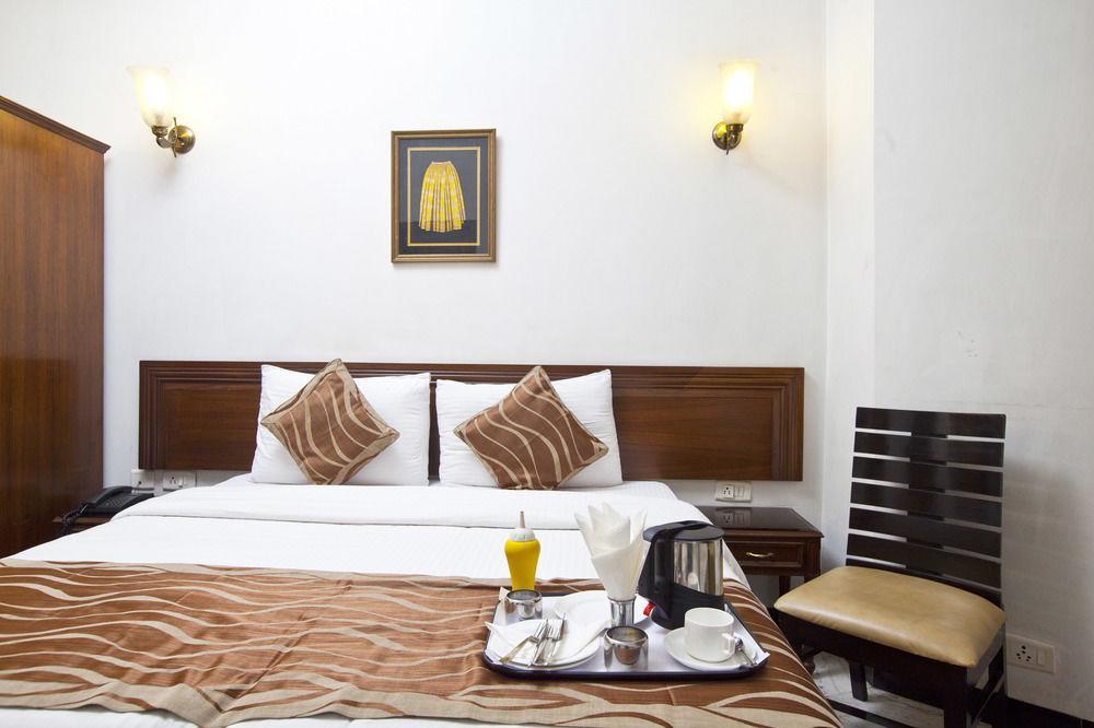 Fabhotel Lord Inn Нью-Делі Екстер'єр фото
