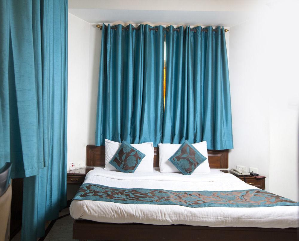 Fabhotel Lord Inn Нью-Делі Екстер'єр фото