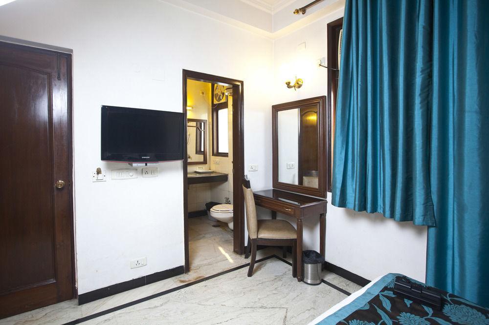Fabhotel Lord Inn Нью-Делі Екстер'єр фото